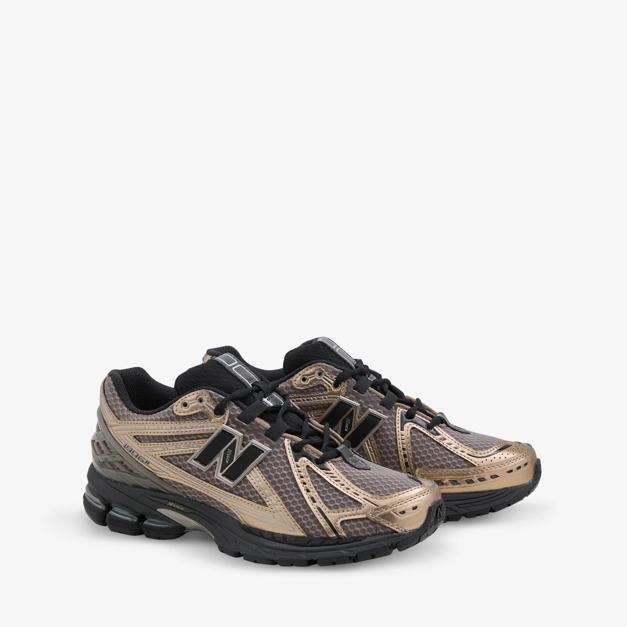 1906R Mushroom | Black | Black Metallic