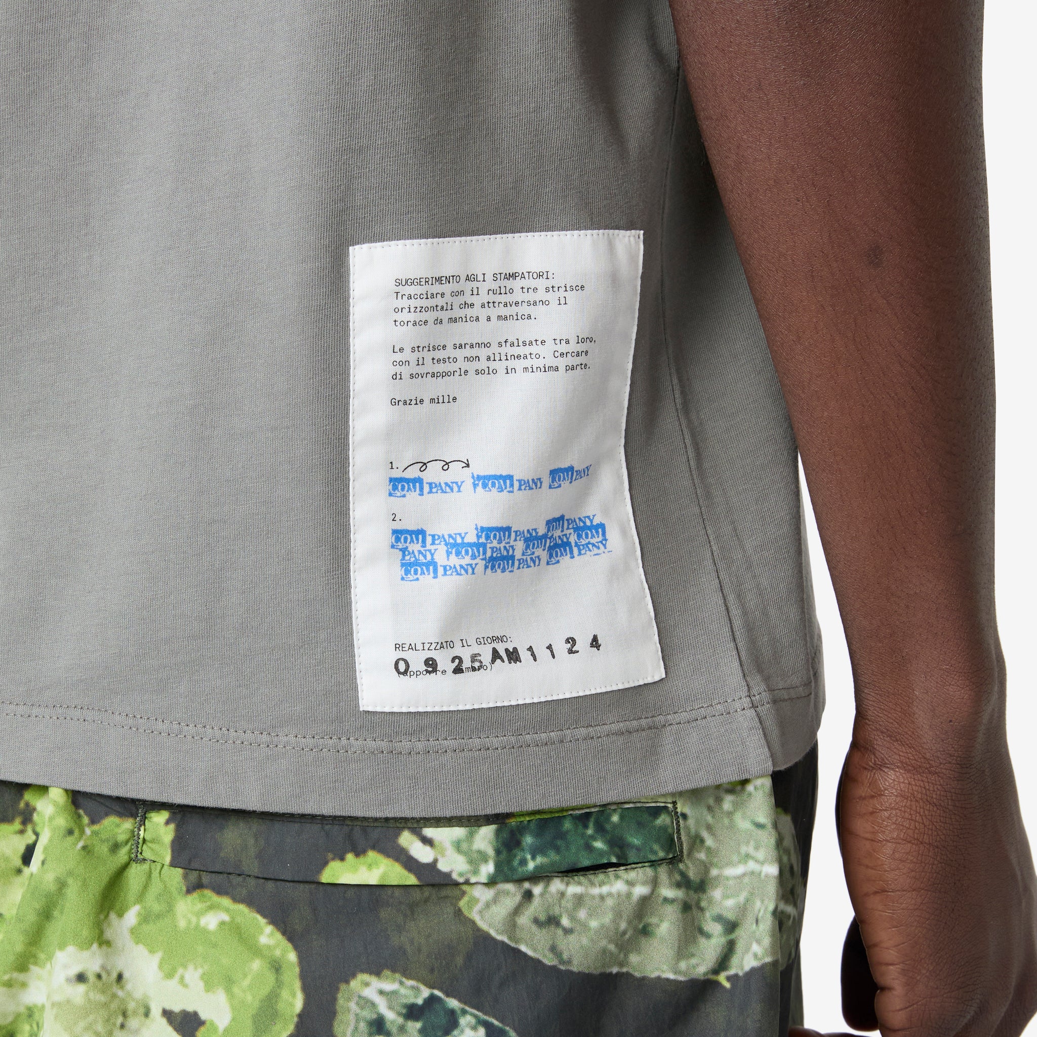 24/1 Jersey Horizontal Logo T-Shirt Smoked Pearl - Image 2