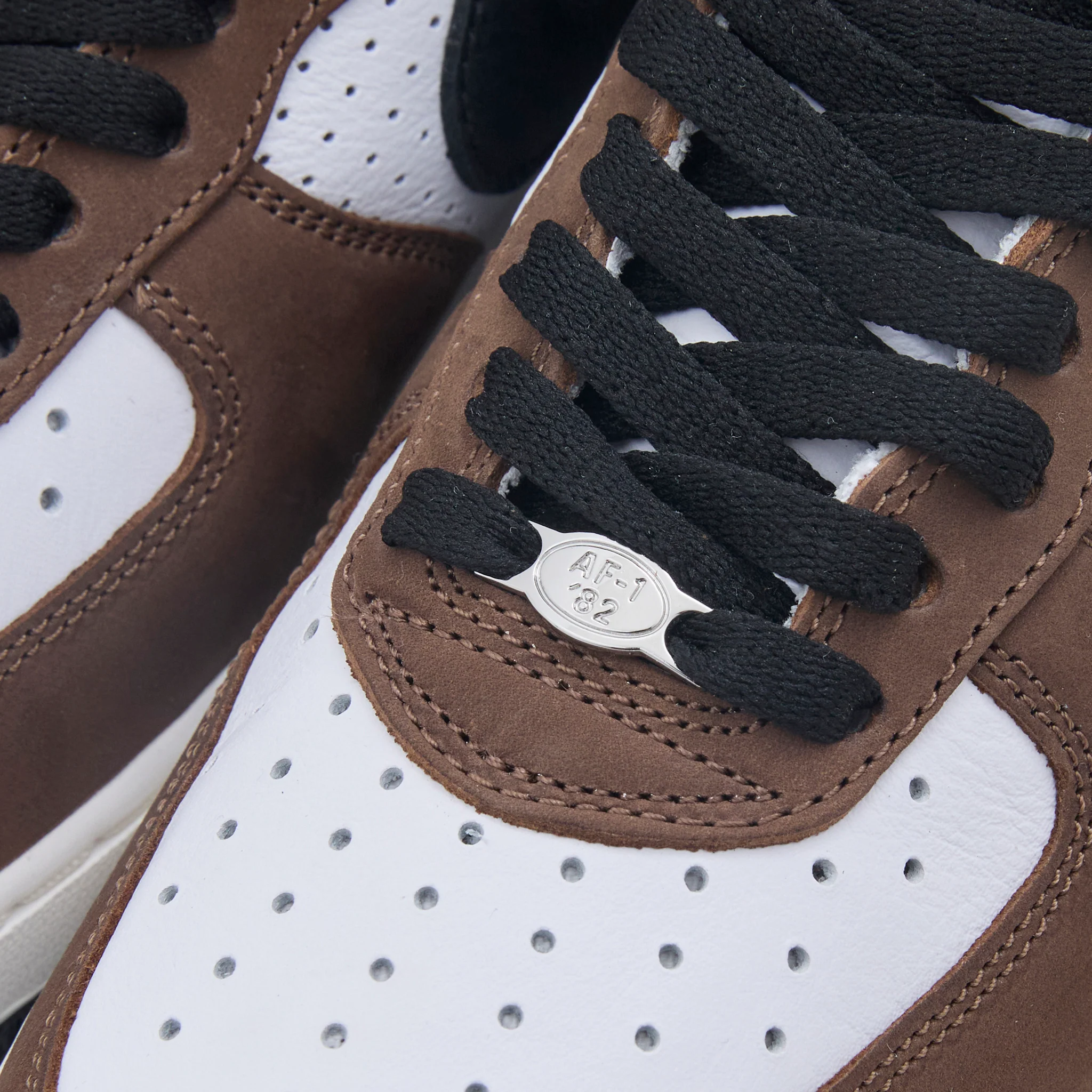 Air Force 1 Low Retro White | Black | Bison - Image 4
