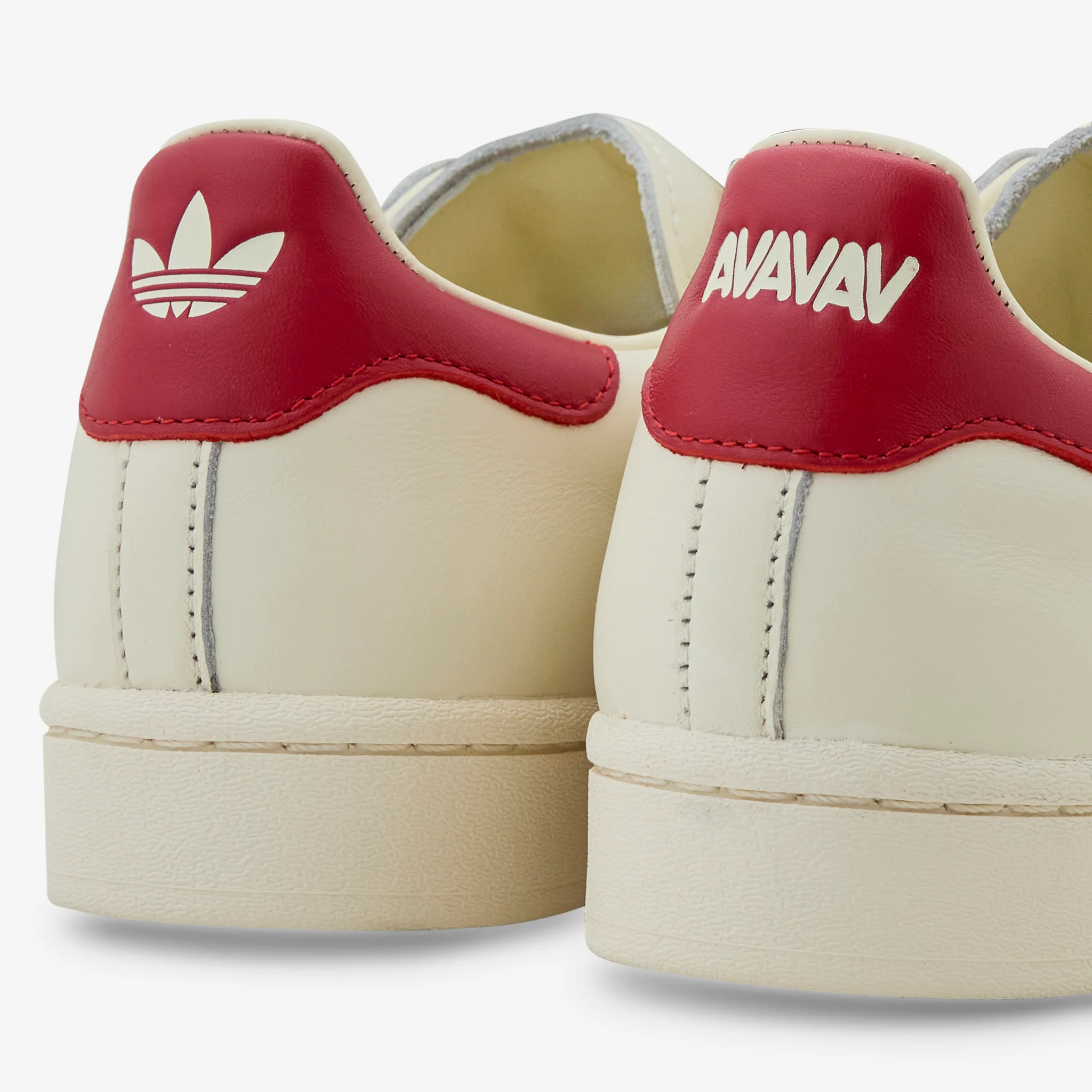 Avavav x Women's Superfinger Superstar Better Scarlet | Cream White | Better Scarlet - Image 12