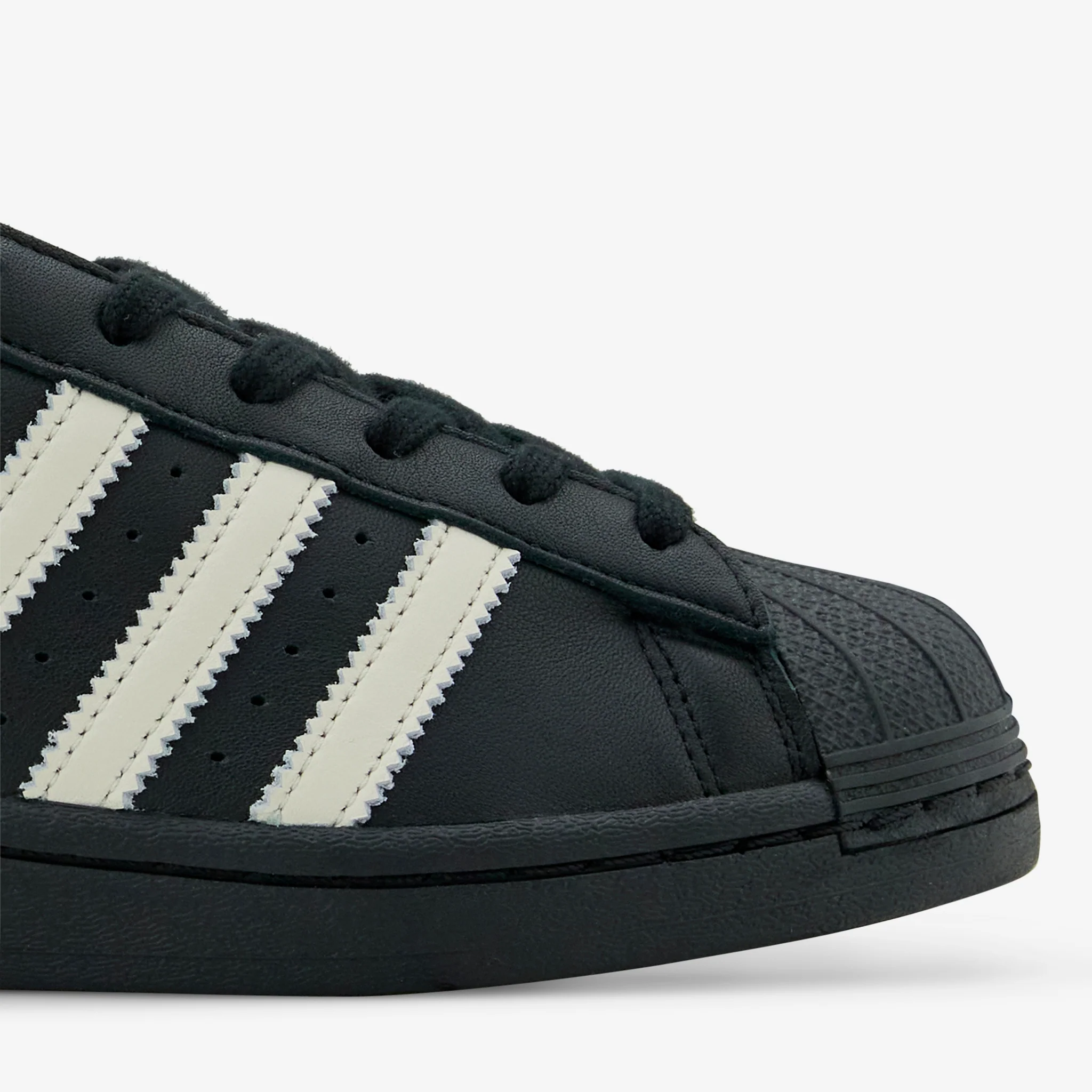 Avavav x Women's Superfinger Superstar Core Black | Cream White | Core Black - Image 15
