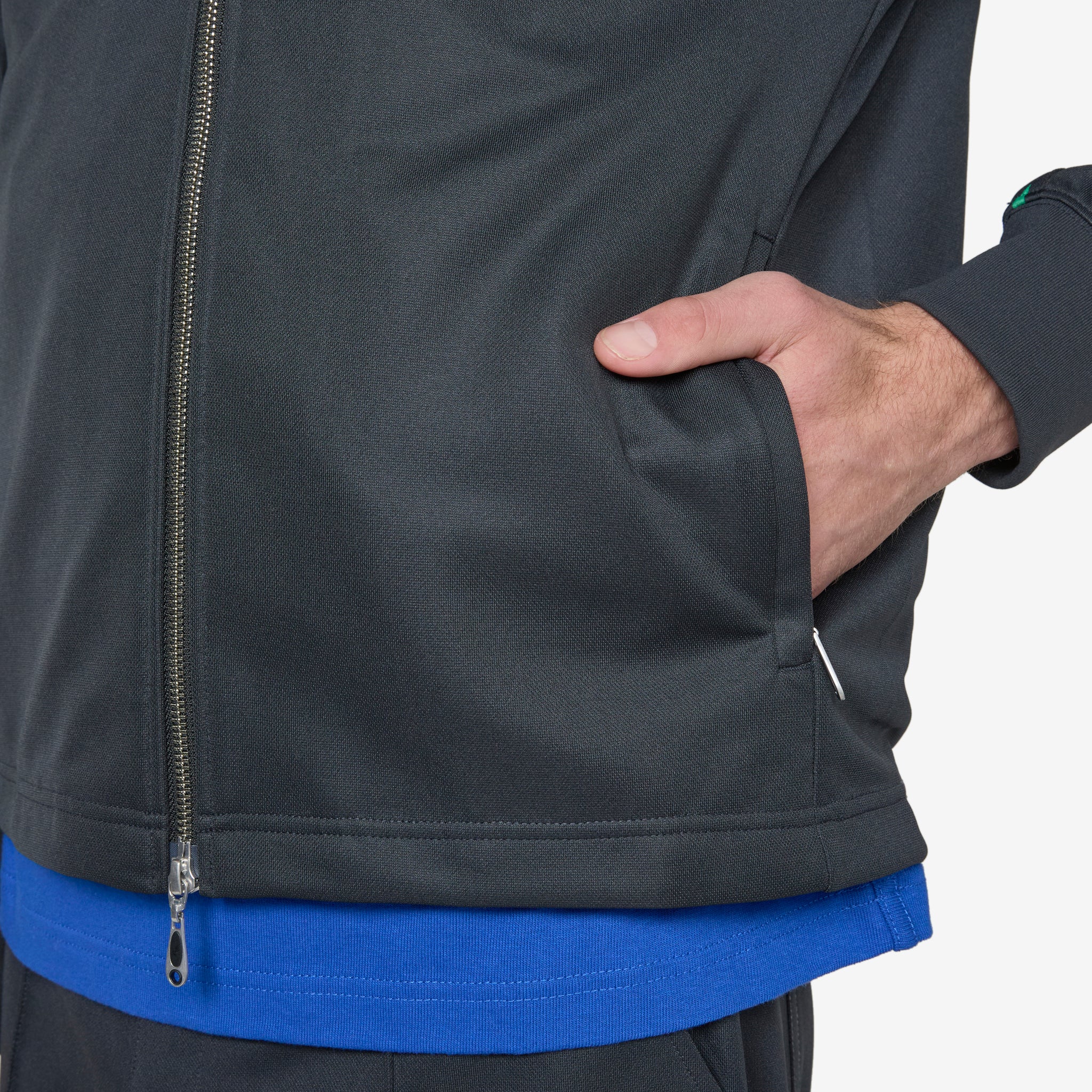AW24 ASICS NOVALIS Styrax Track Jacket Anthracite - Image 4