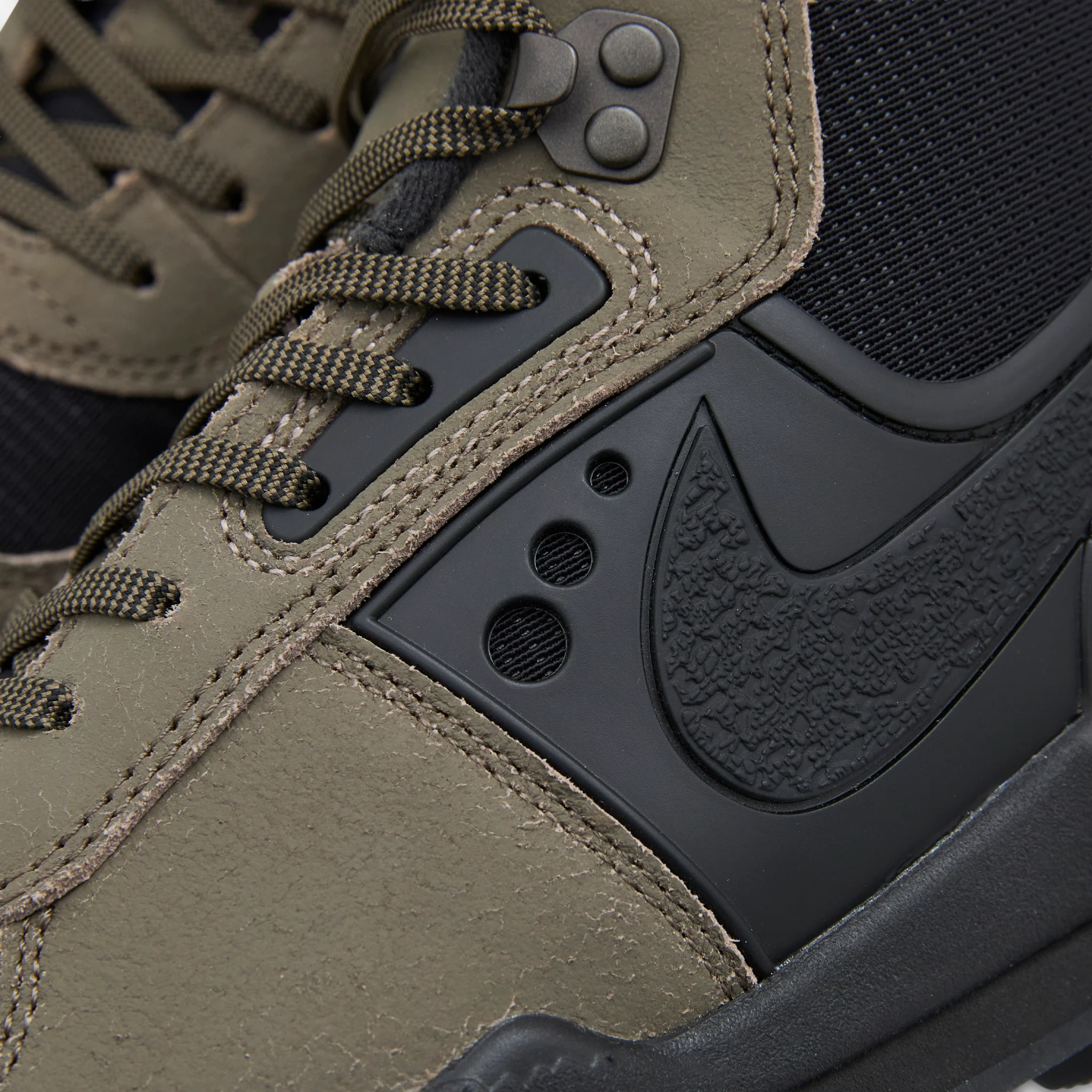 Baltoro Olive Khaki | Black | University Red - Image 5