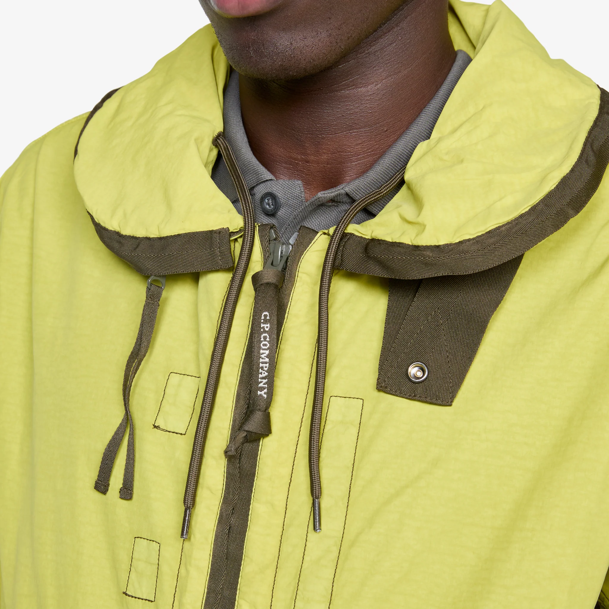 Contrast Flatt Nylon Hooded Jacket Cress Green - Image 3