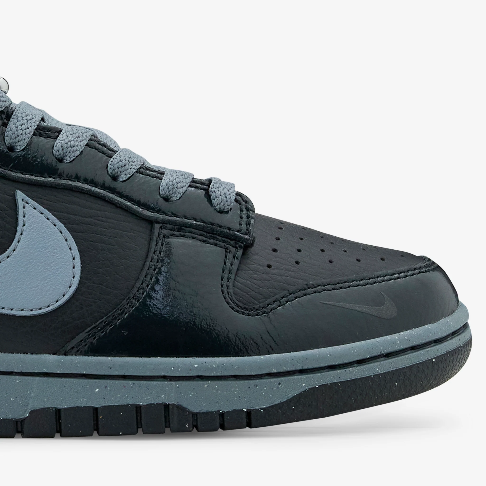 Dunk Low Retro 'Berlin' Off Noir | Cool Grey | Black | Jade Horizon - Image 9