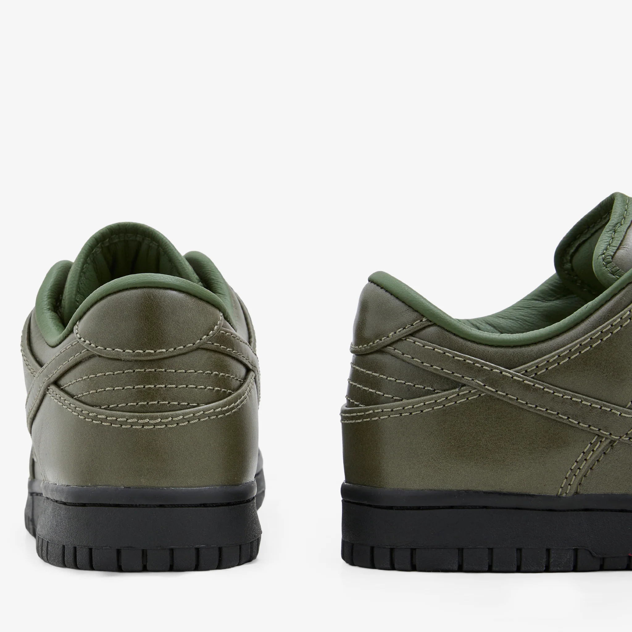 Dunk Low Retro Premium Army Olive | Army Olive | Black - Image 3