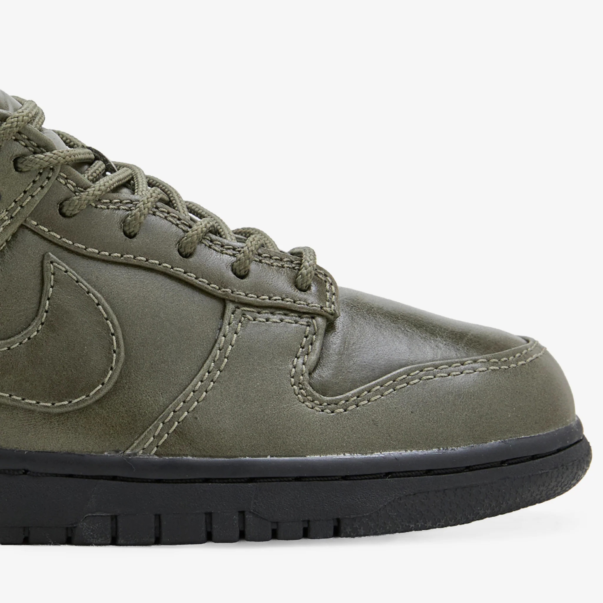 Dunk Low Retro Premium Army Olive | Army Olive | Black - Image 4