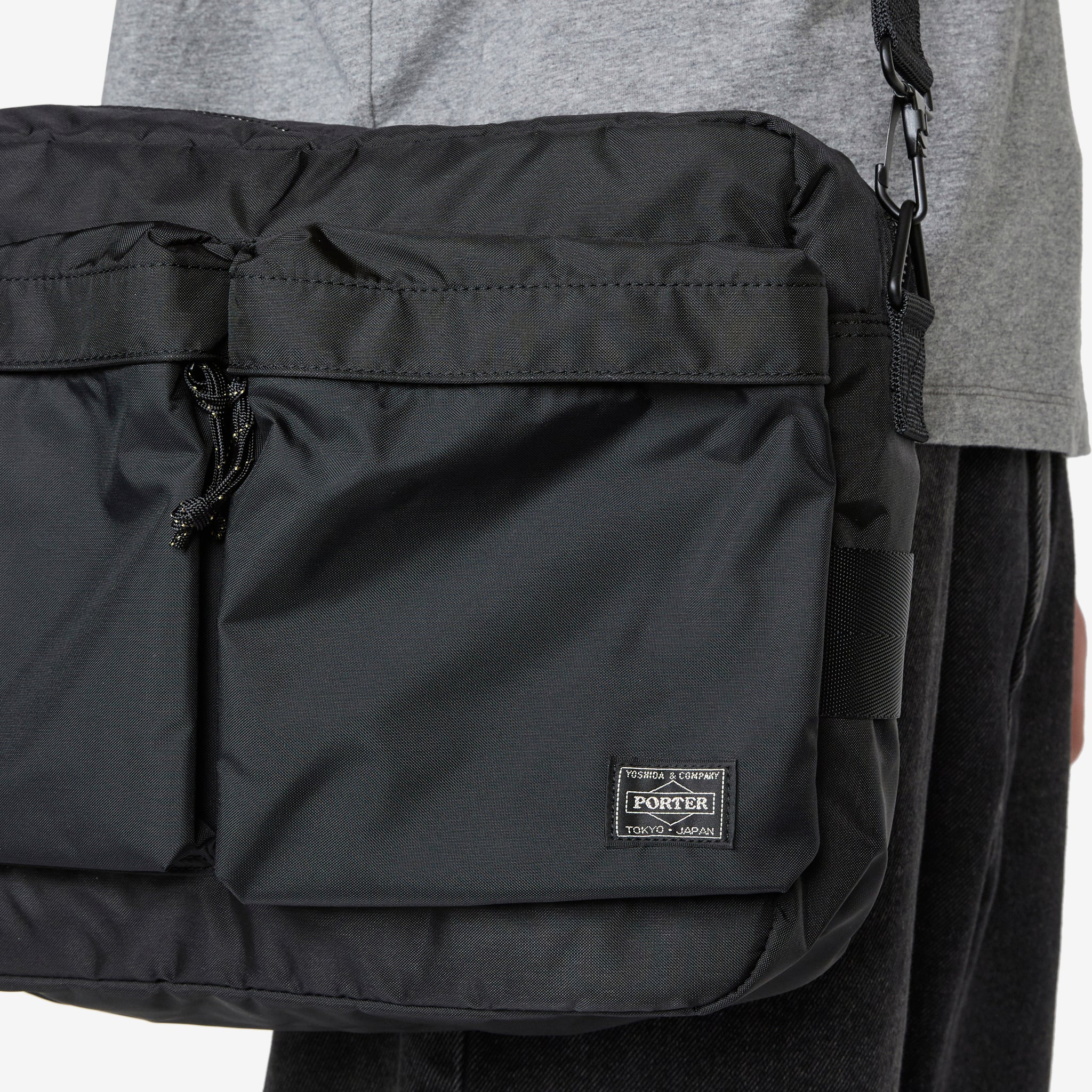 Force Shoulder Bag Black - Image 3