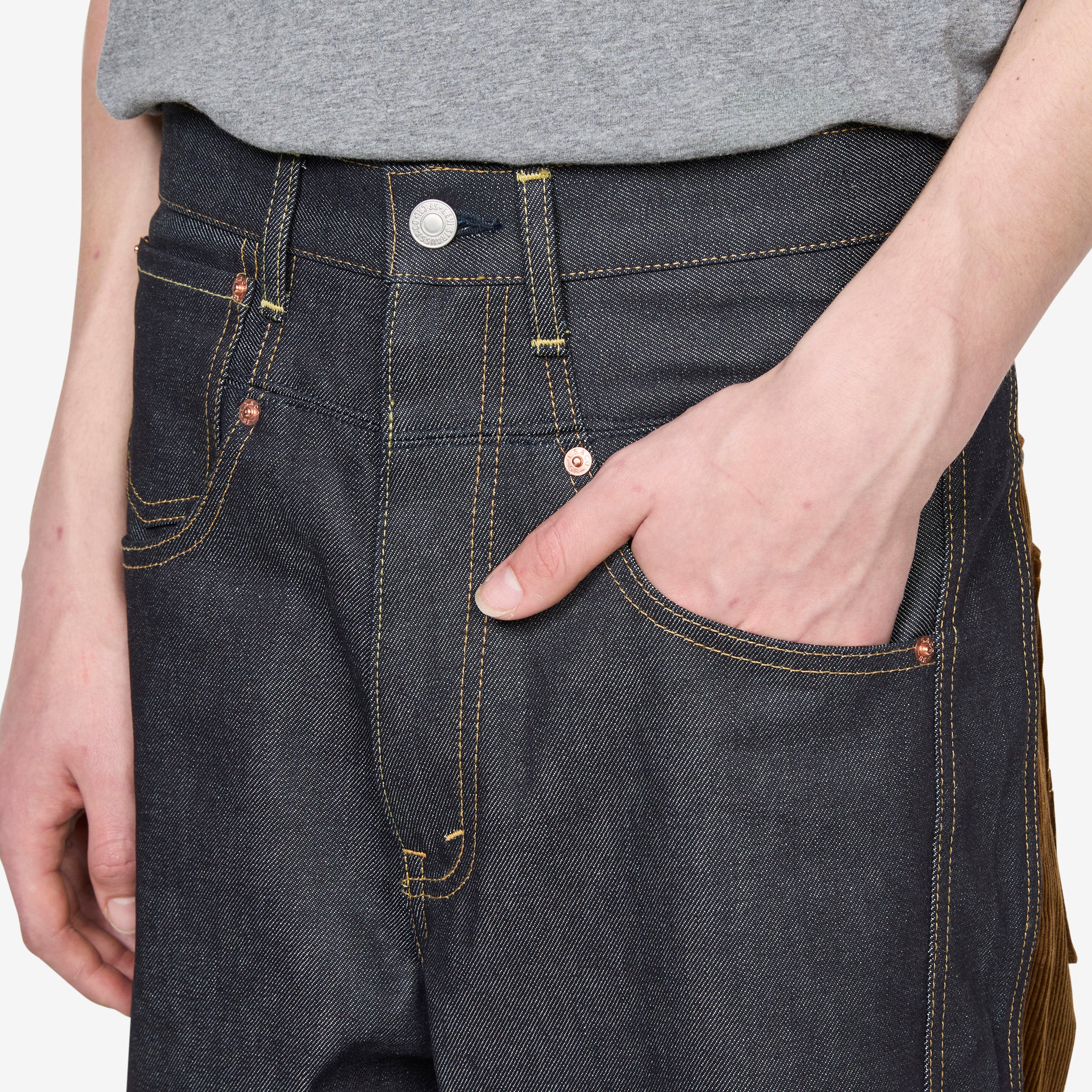 Levi's Corduroy Jeans Indigo | Brown - Image 4