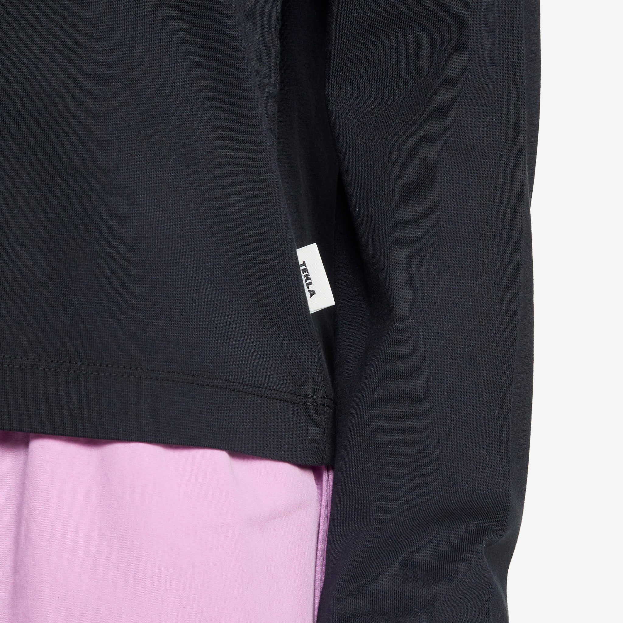 Longsleeve Sleeping T-Shirt Black - Image 3