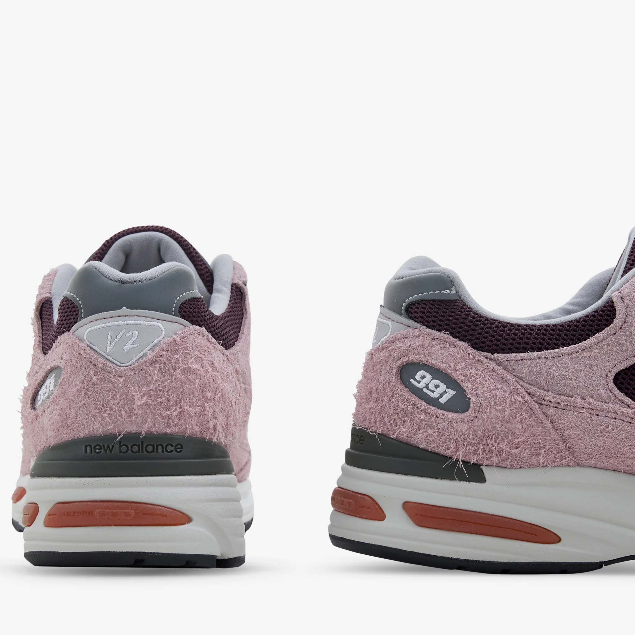 Made in UK 991v2 Deauville Mauve | Fig | Oyster Mushroom - Image 3