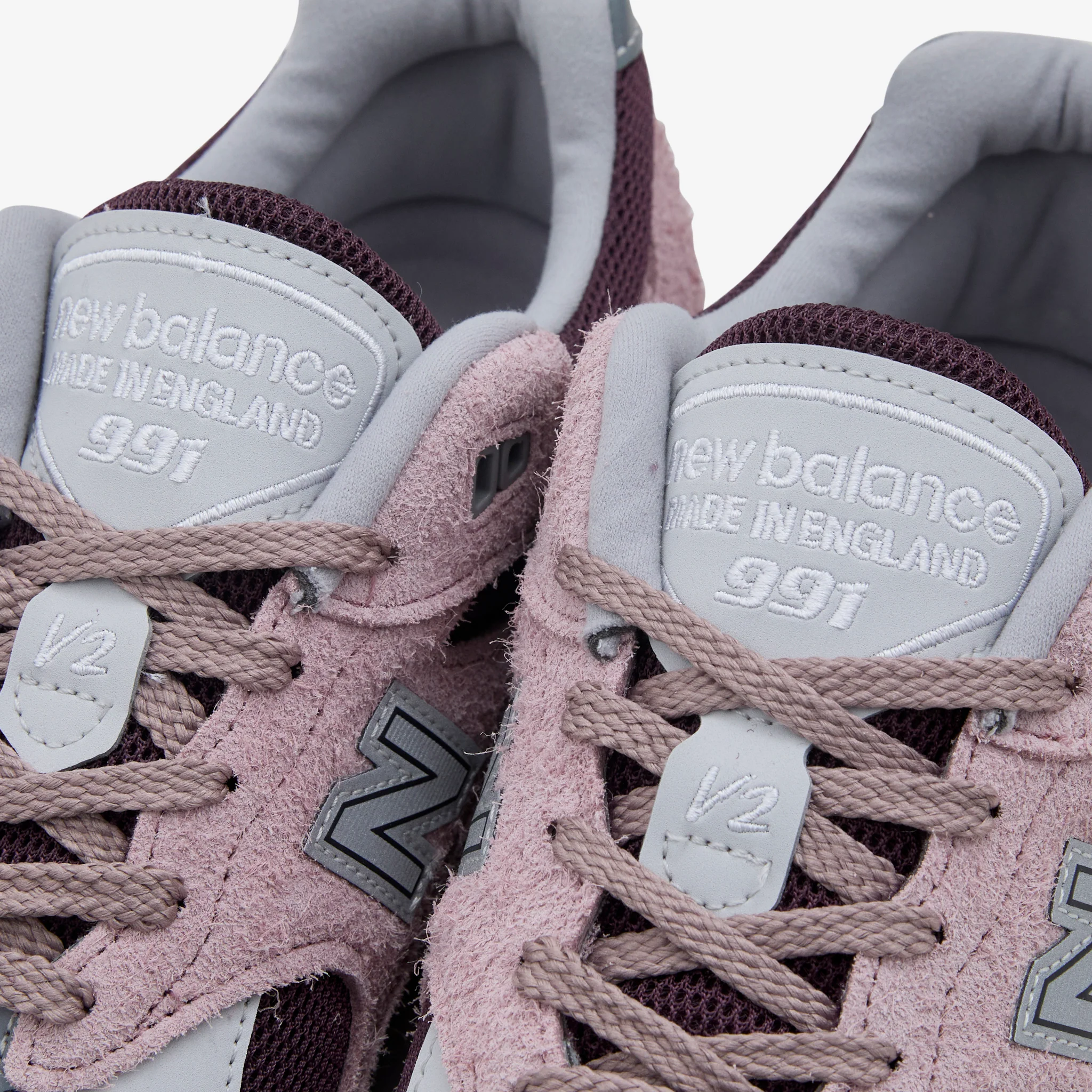 Made in UK 991v2 Deauville Mauve | Fig | Oyster Mushroom - Image 5
