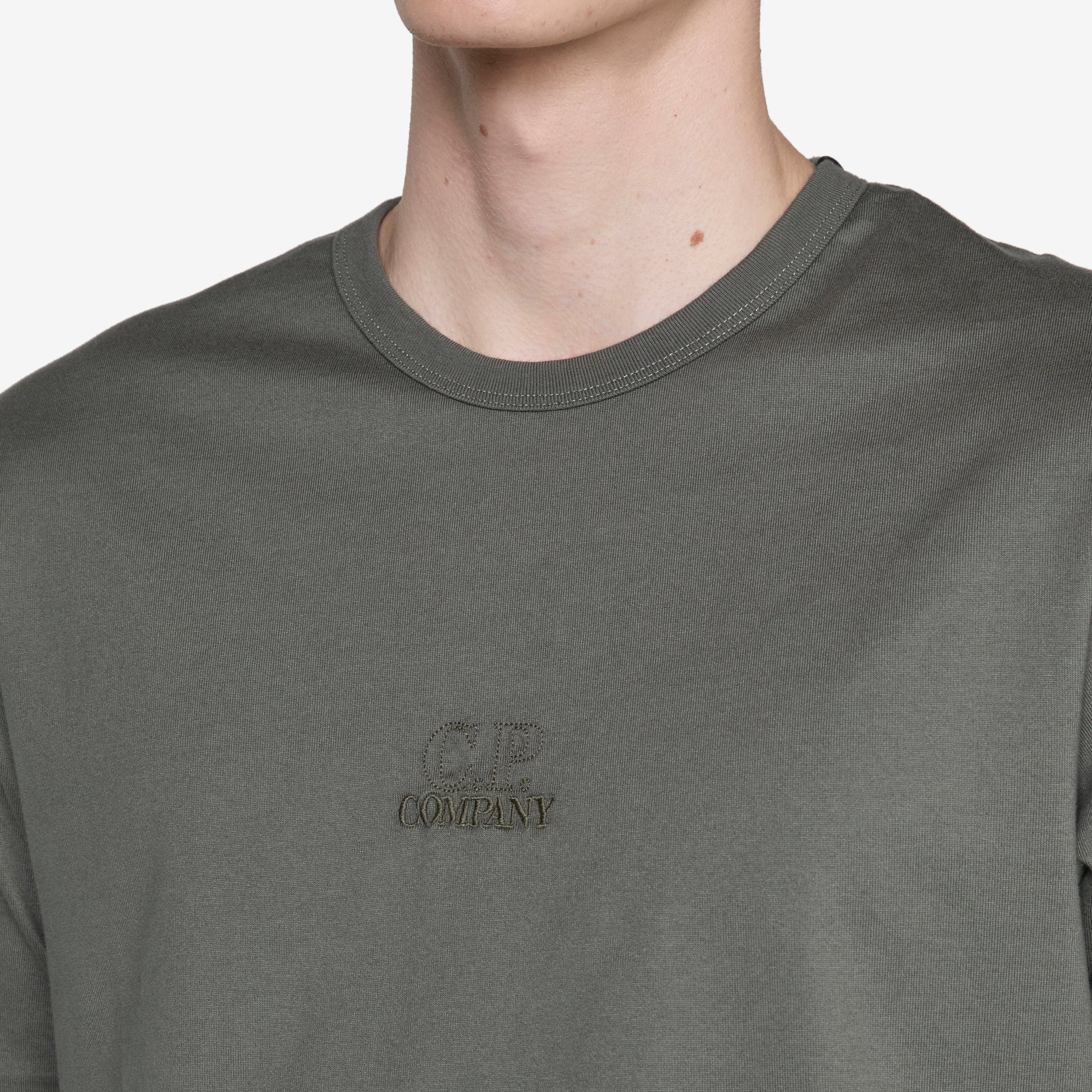 Mercerized 30/2 Jersey Twisted Logo Graphic T-Shirt Grape Leaf - Image 3