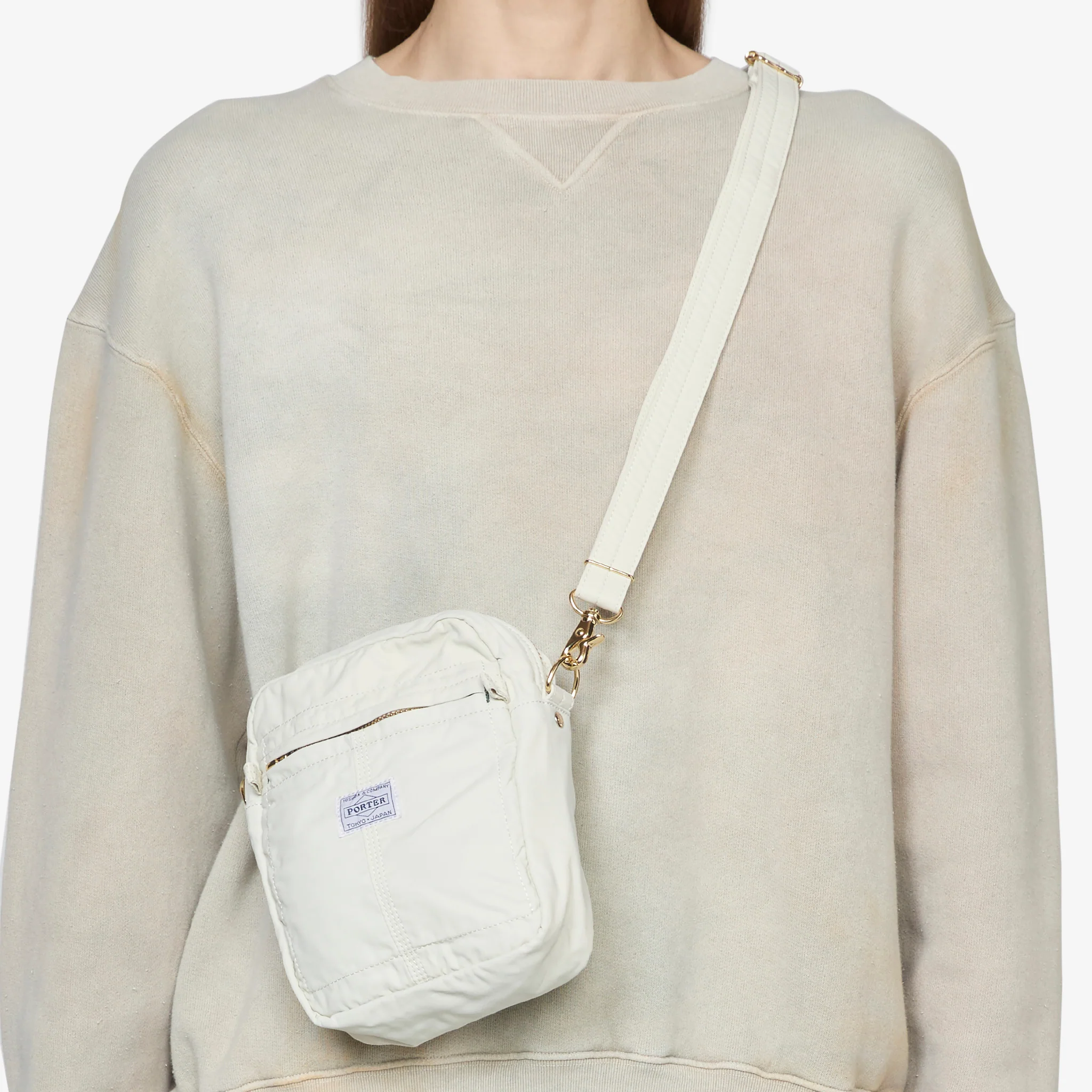 Mile Vertical Shoulder Bag White