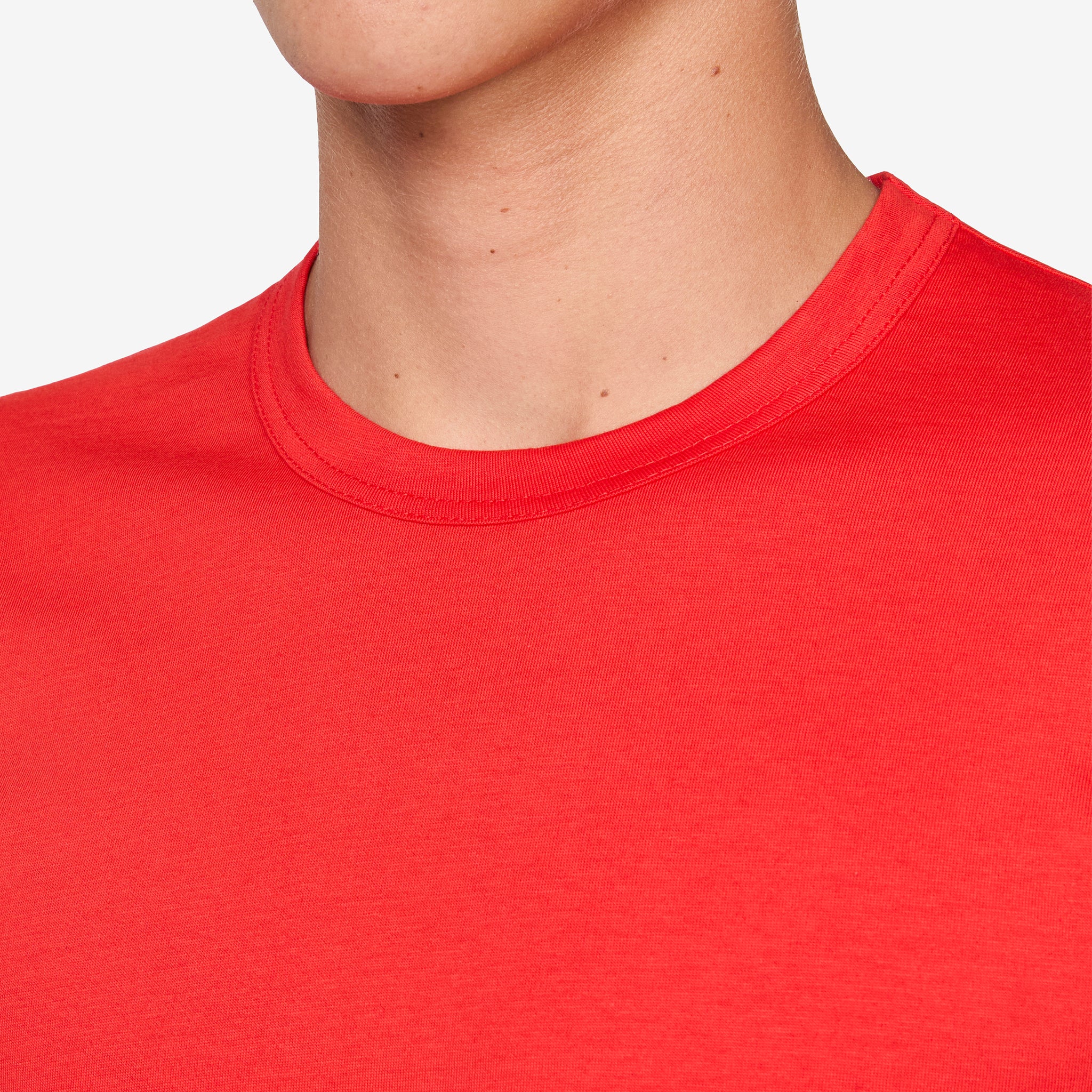 T-Shirt Red - Image 4