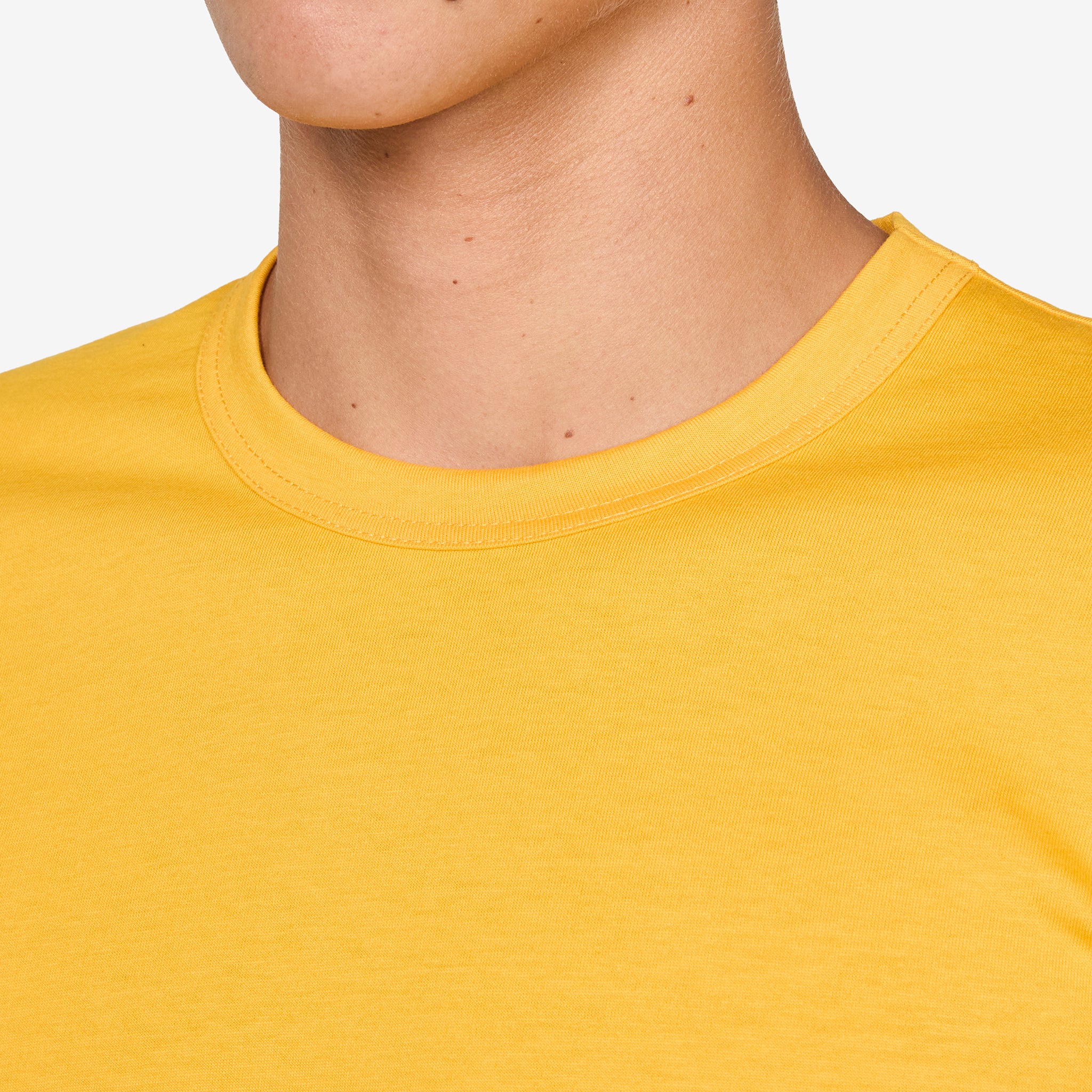 T-Shirt Yellow - Image 4