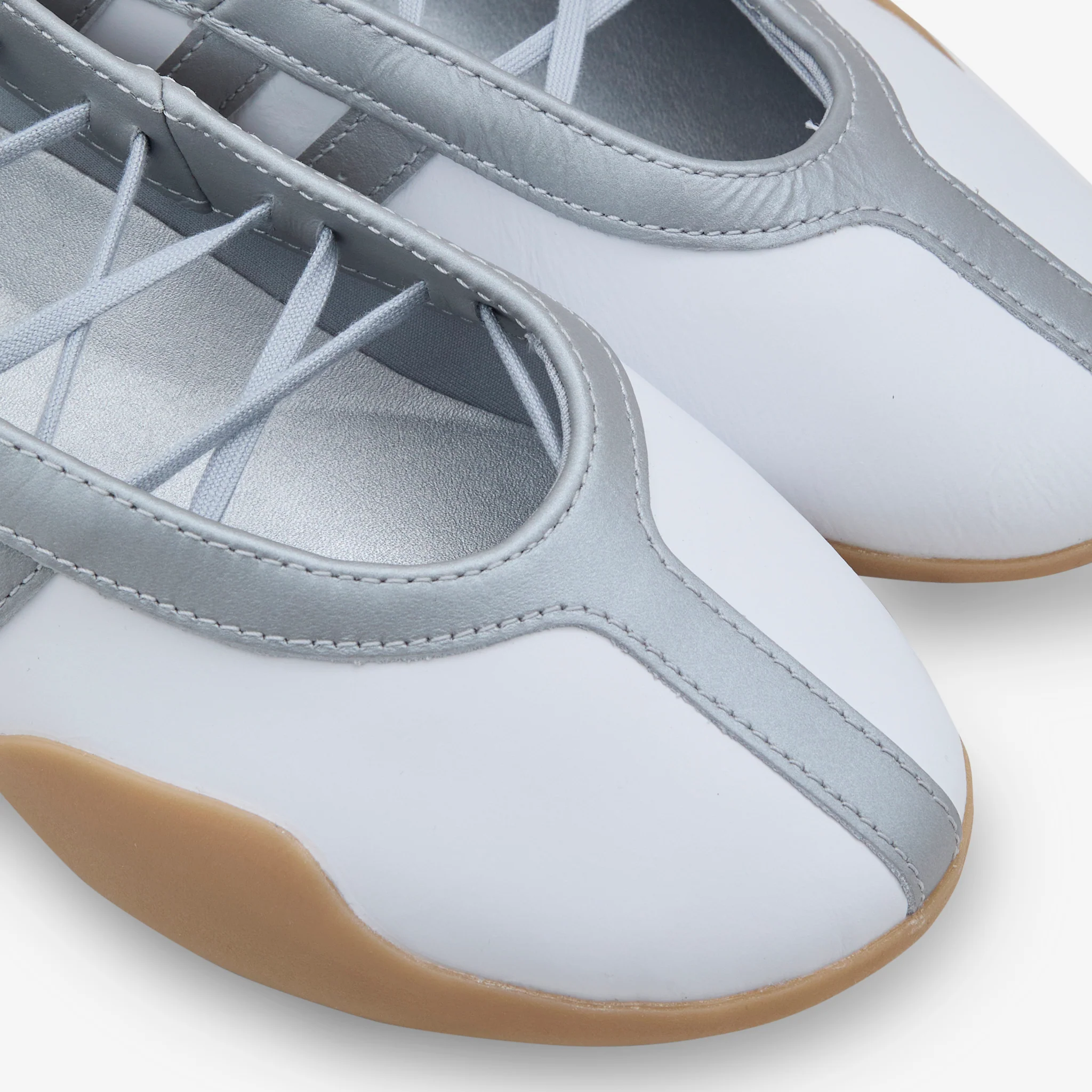 Women's Taekwondo Mei Ballet Cloud White | Metallic Silver | Gum - Image 4