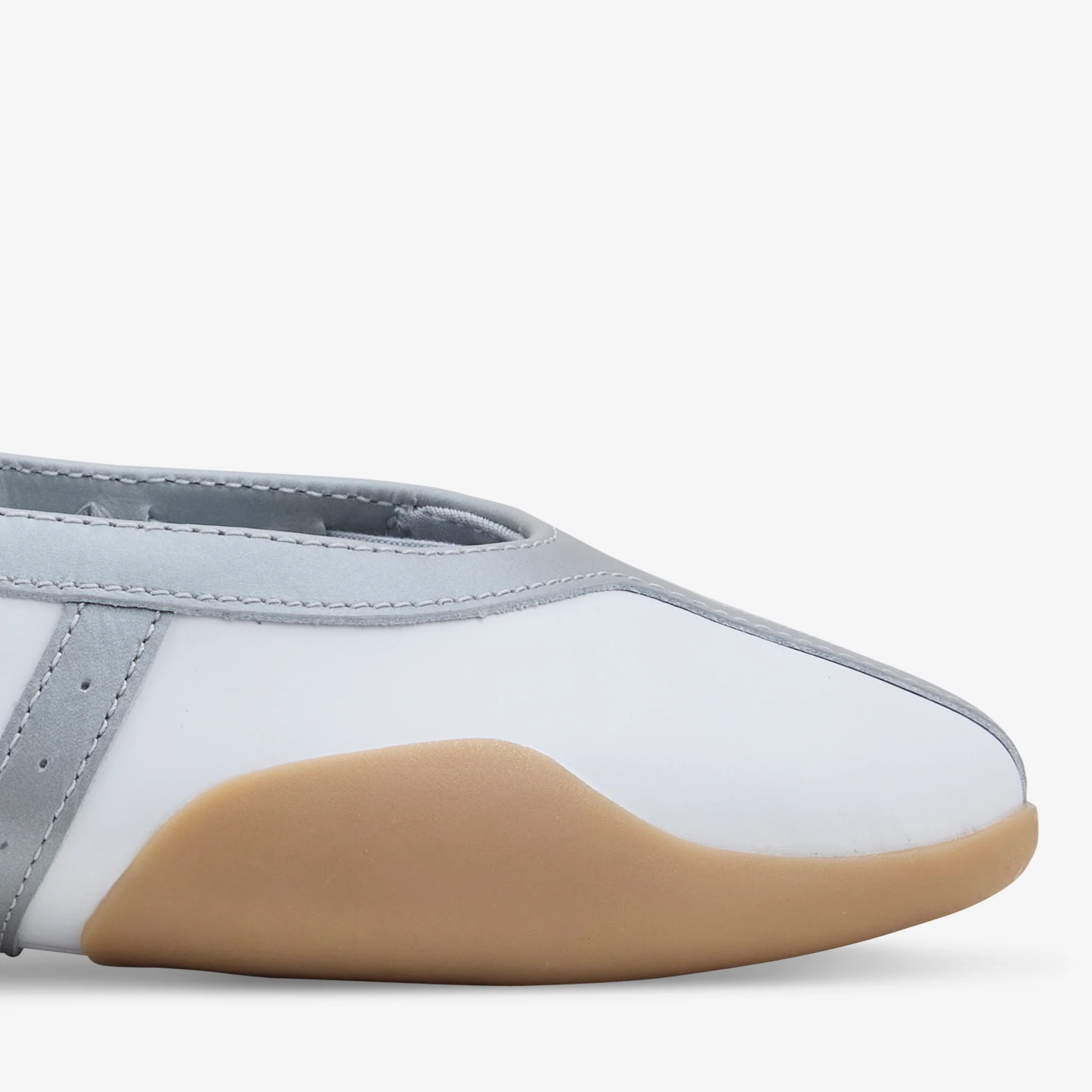 Women's Taekwondo Mei Ballet Cloud White | Metallic Silver | Gum - Image 7